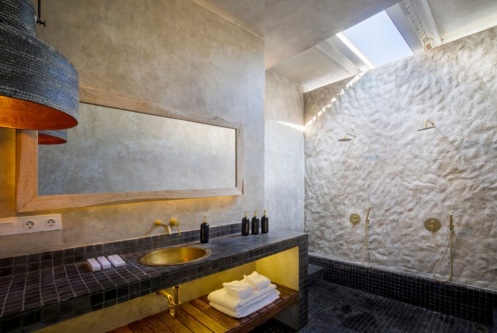 ria-premier-double-room-4