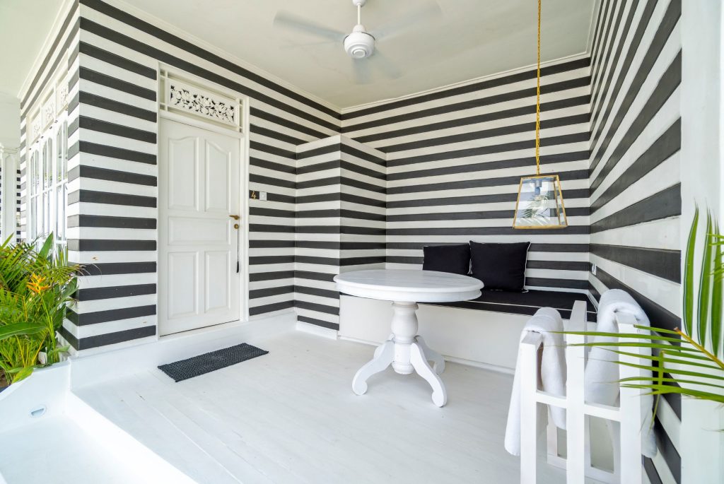 ria-superior-double-room-black-1