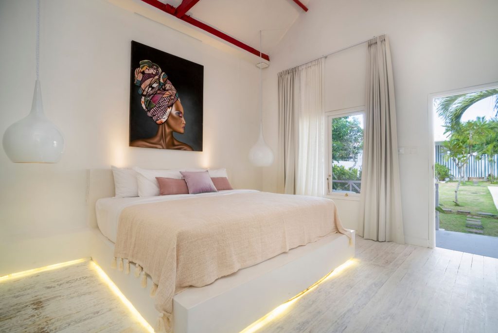 ria-superior-double-room-pink-2