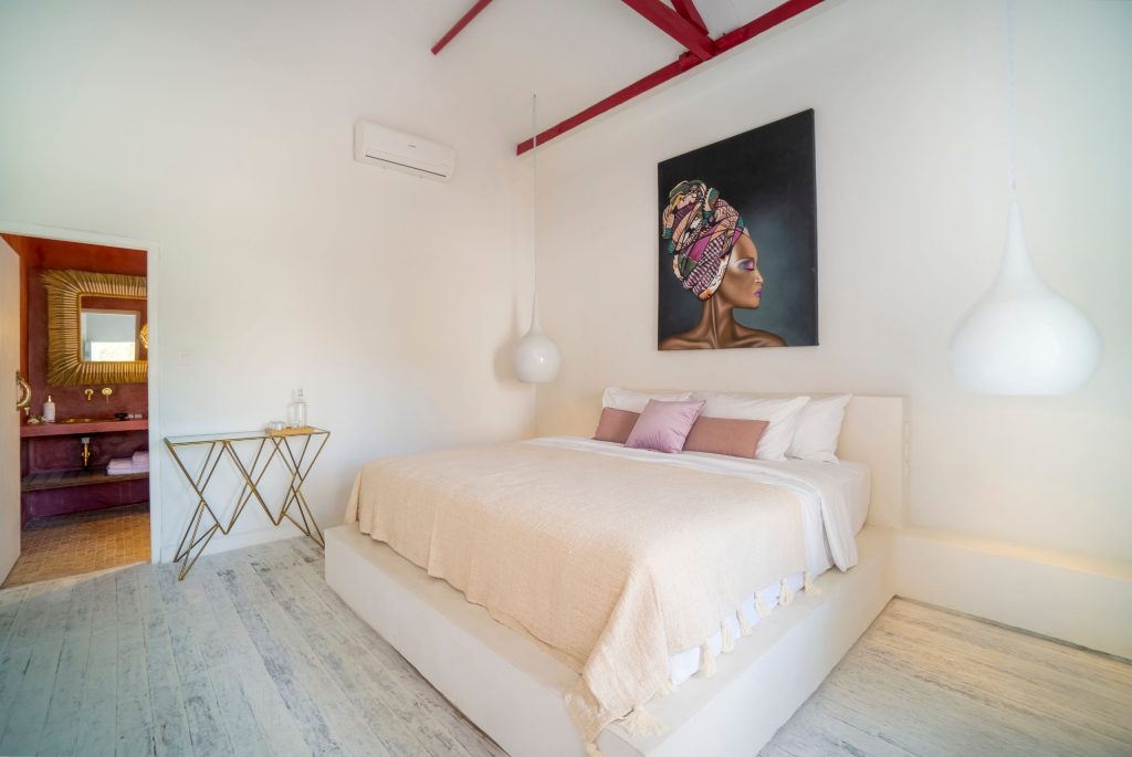 ria-superior-double-room-pink-3